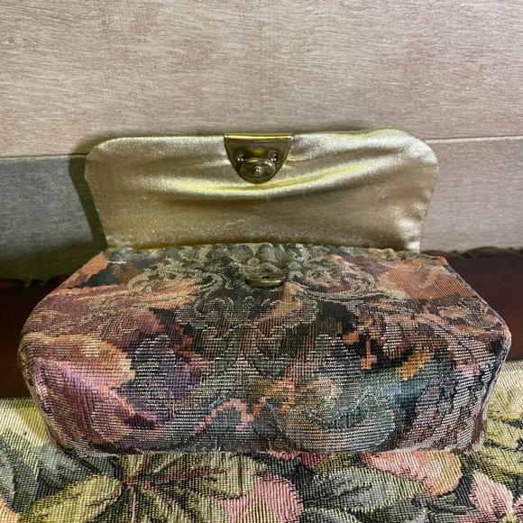 Vintage Floral Tapestry Vinyl Lined Cosmetic Make Up Bag Pouch Magnetic clasp - Picture 2 of 6